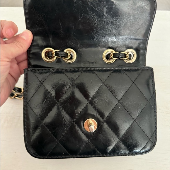 Vintage Chanel Mini Chain Square Flap Bag - Picture 4 of 4